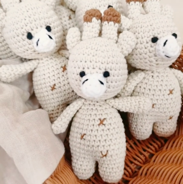 Crochet Baby Giraffe Stuffed Baby Comforter