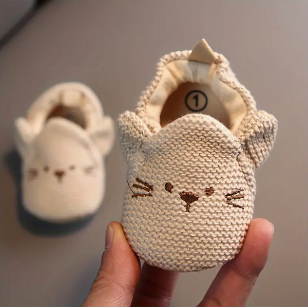 Woven Mouse Newborn Baby Shoes in Beige